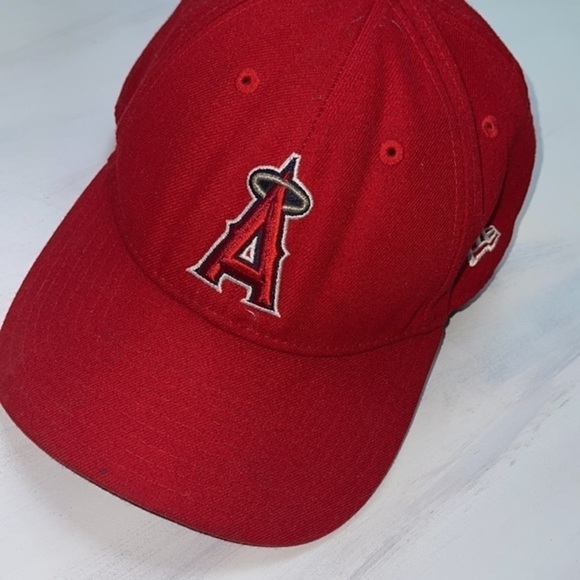 LOS ANGELES ANGELS
The League 9FORTY Adjustable‎ genuine merchandise - Picture 2 of 8